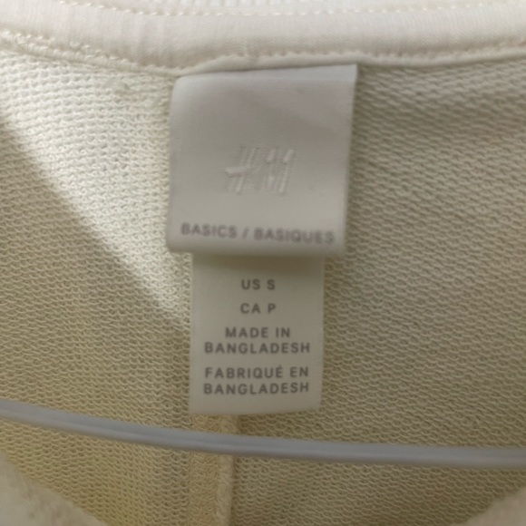 h&m offwhite crewneck - Picture 3 of 3